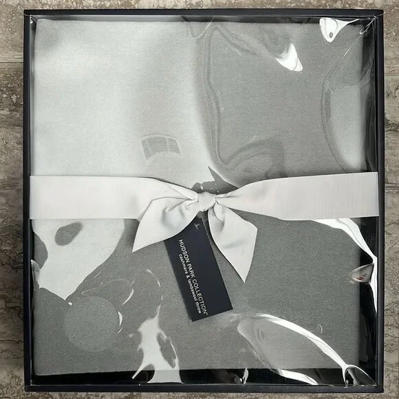 Hudson Park Cashmere/Lambswool Grey Throw, NWT